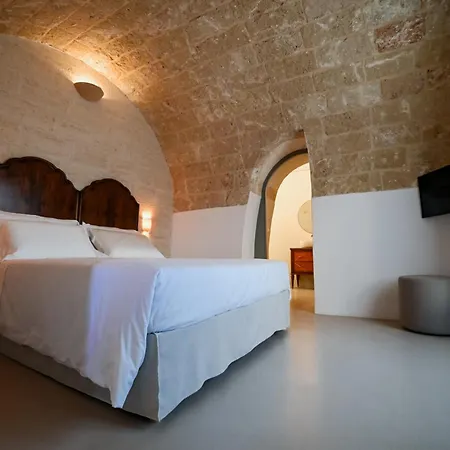 Masseria Casina Fiocca * Pisignano (Lecce)